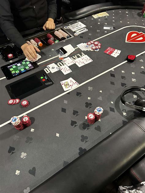 playground poker room.